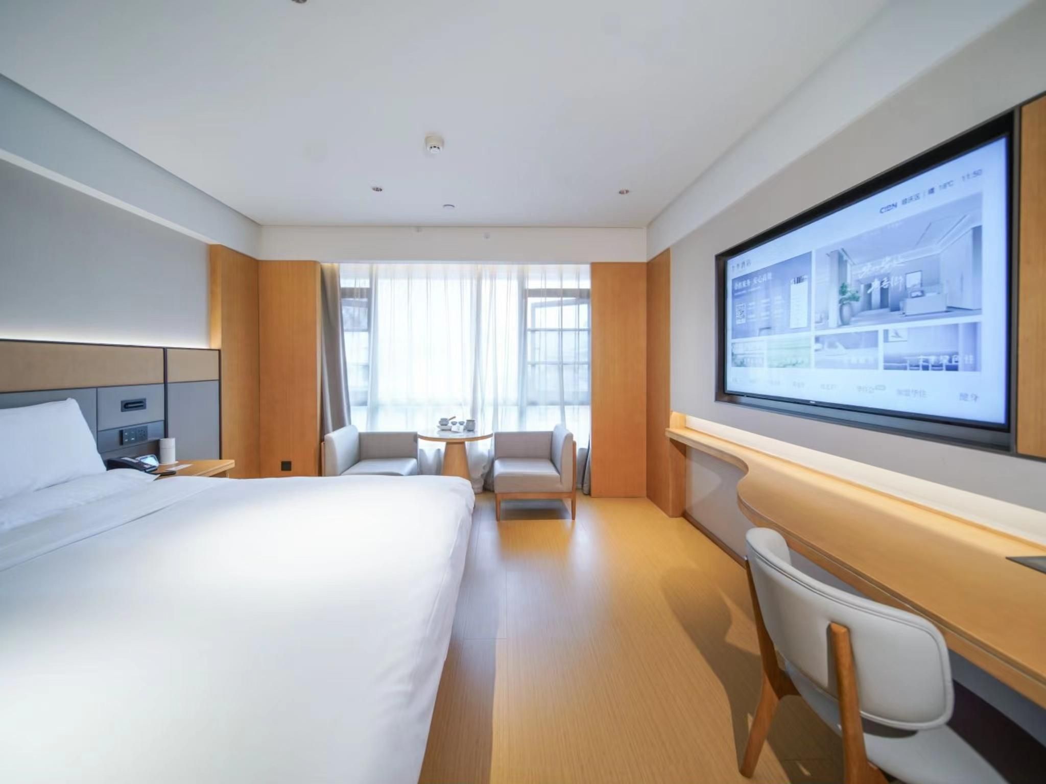 Business Queen Bed Room