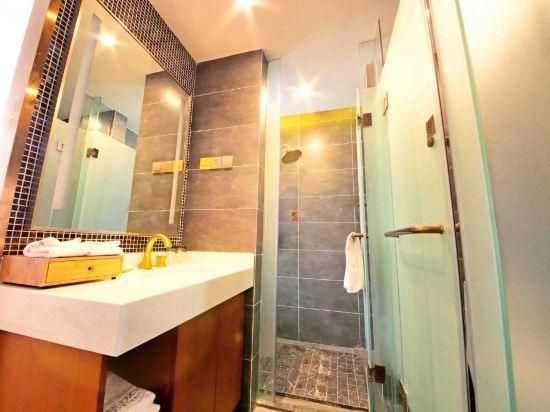 James Joyce - Feifan Bed Room