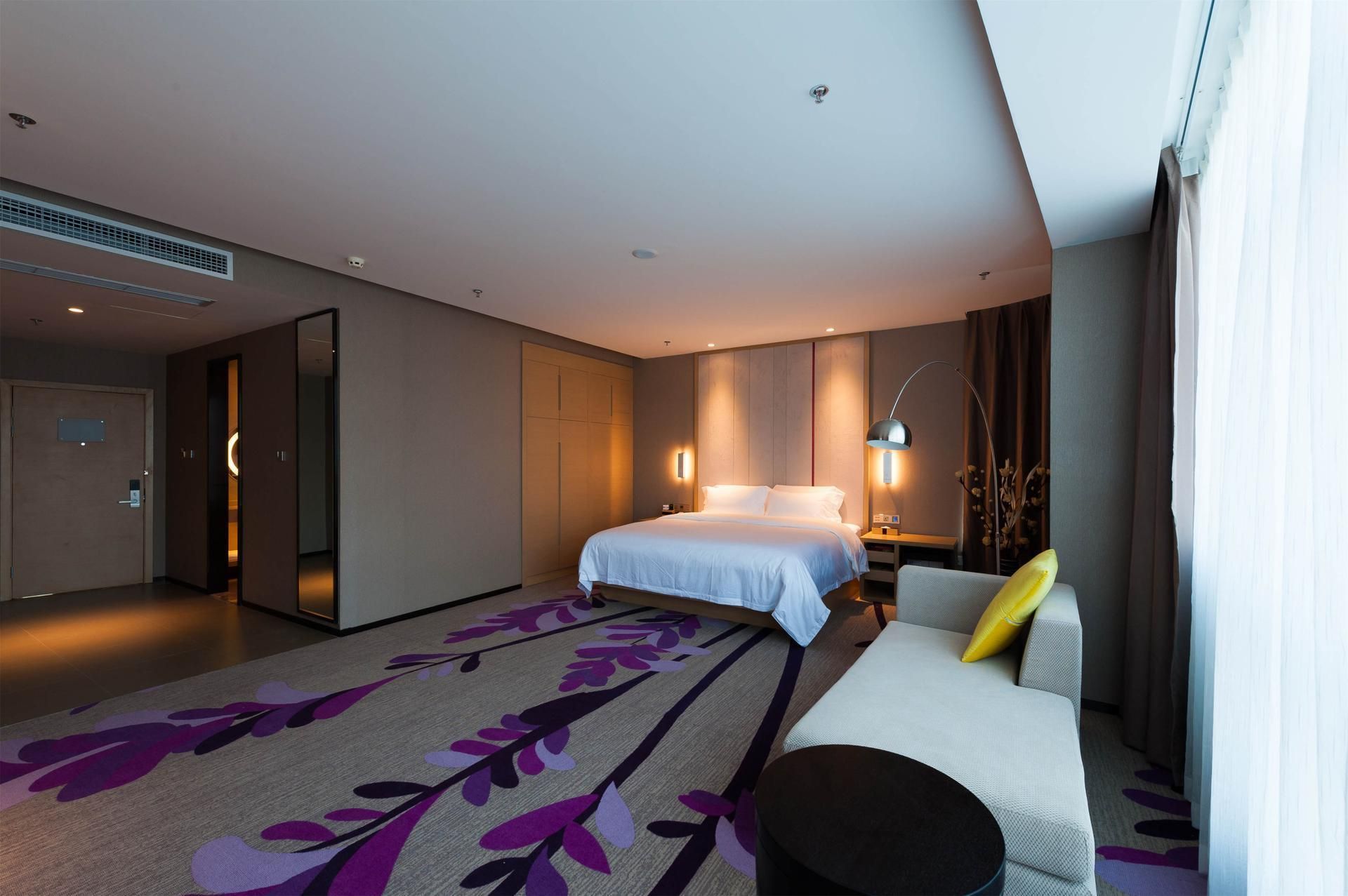 King Executive Room