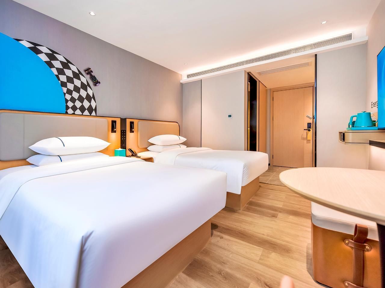 Dossen - Business Intelligent Twin Room