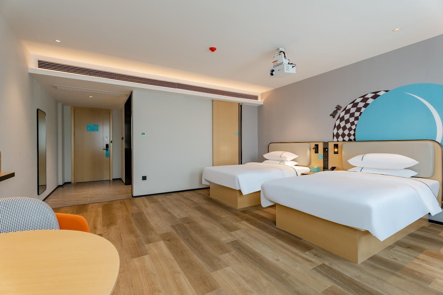 Dossen - Business Intelligent Twin Room
