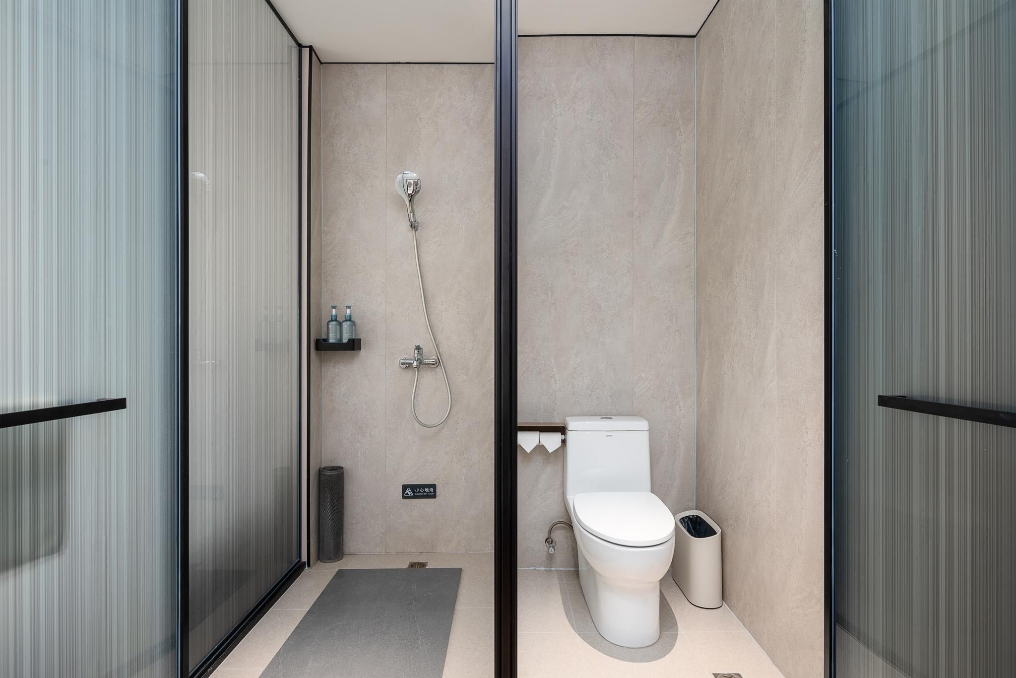 Hanting Hotel Langzhong Ancient City Senior Twin Room-Family 3