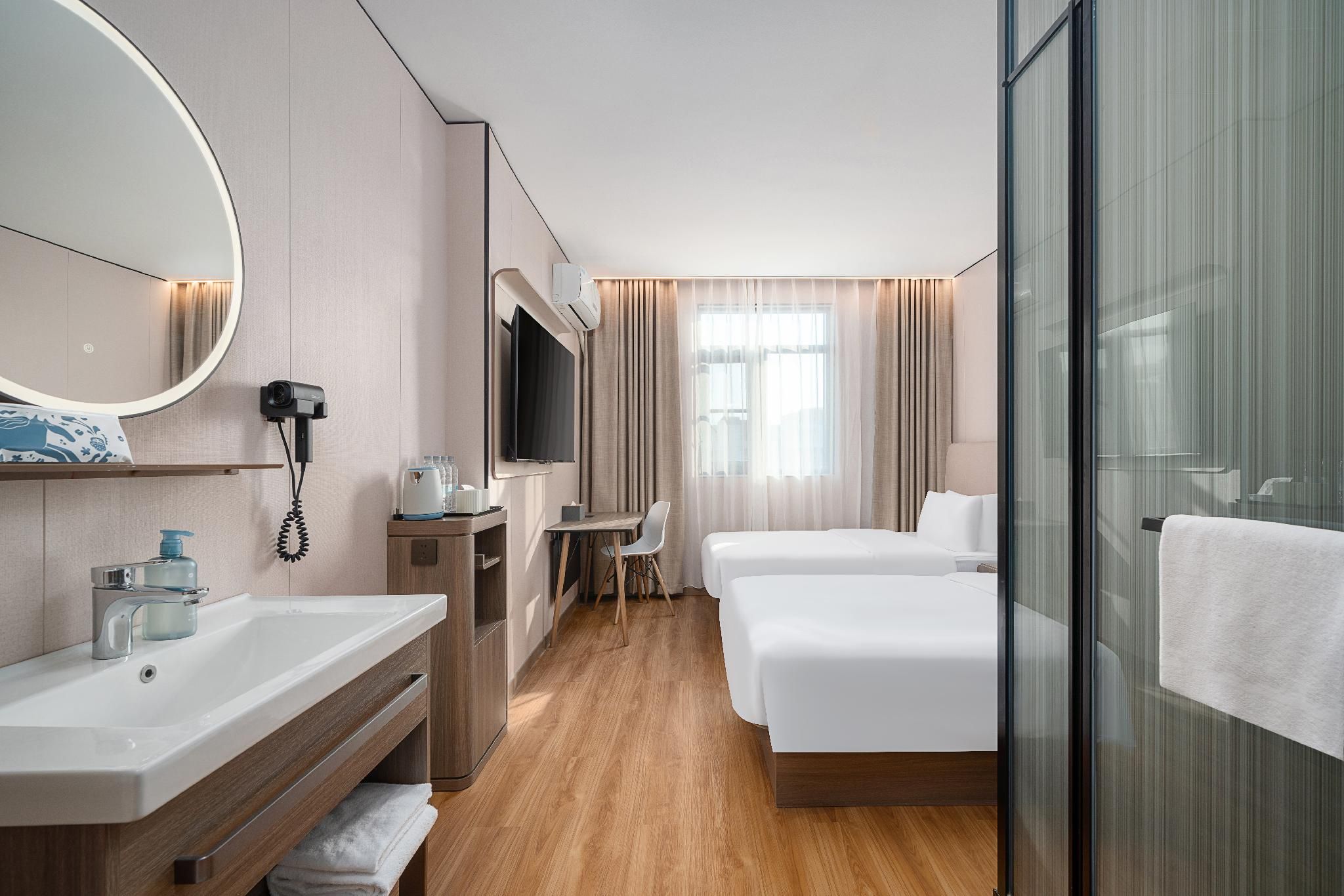 Hanting Hotel Langzhong Ancient City Senior Twin Room-Family