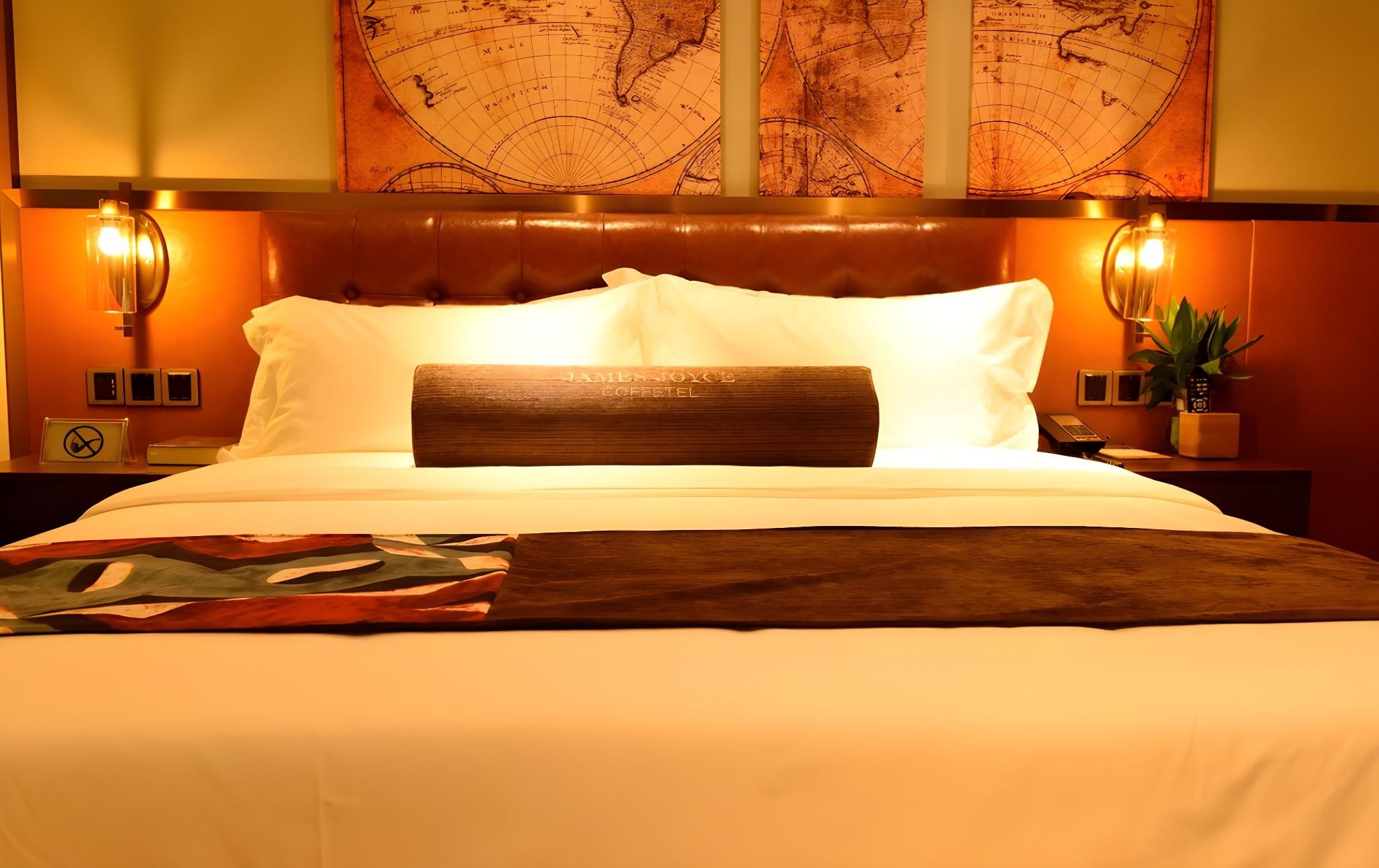 James Joyce - Chunxiang Bed Room