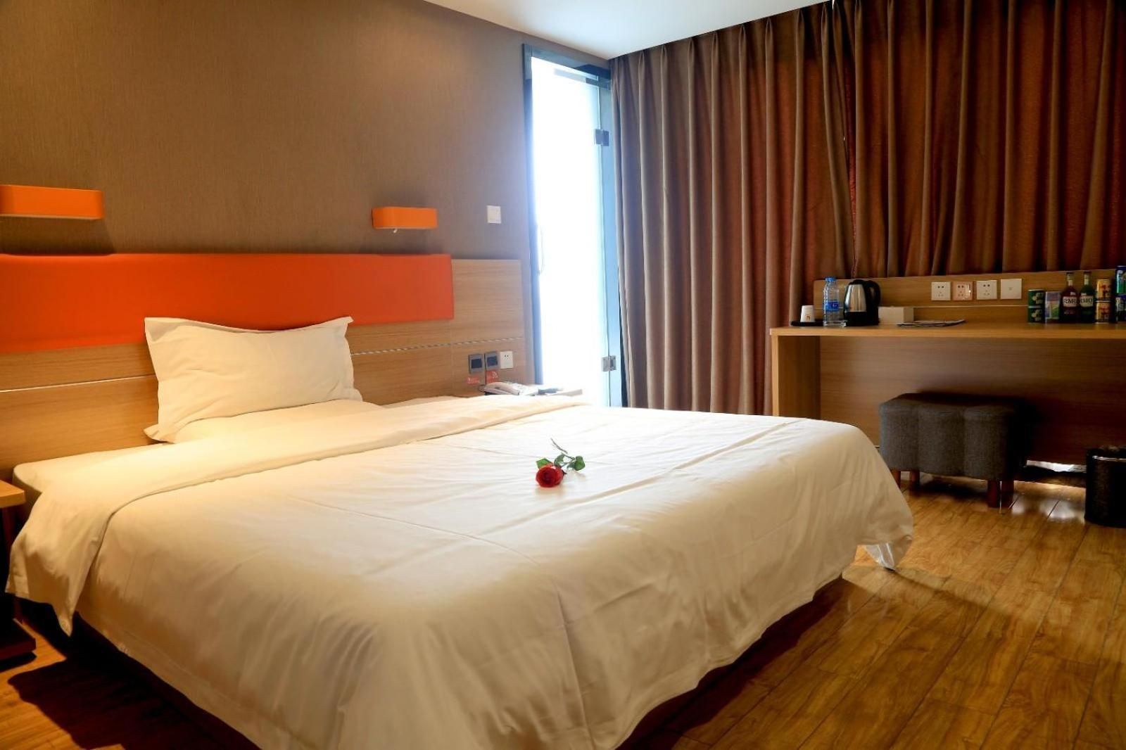 Select You Ter Room