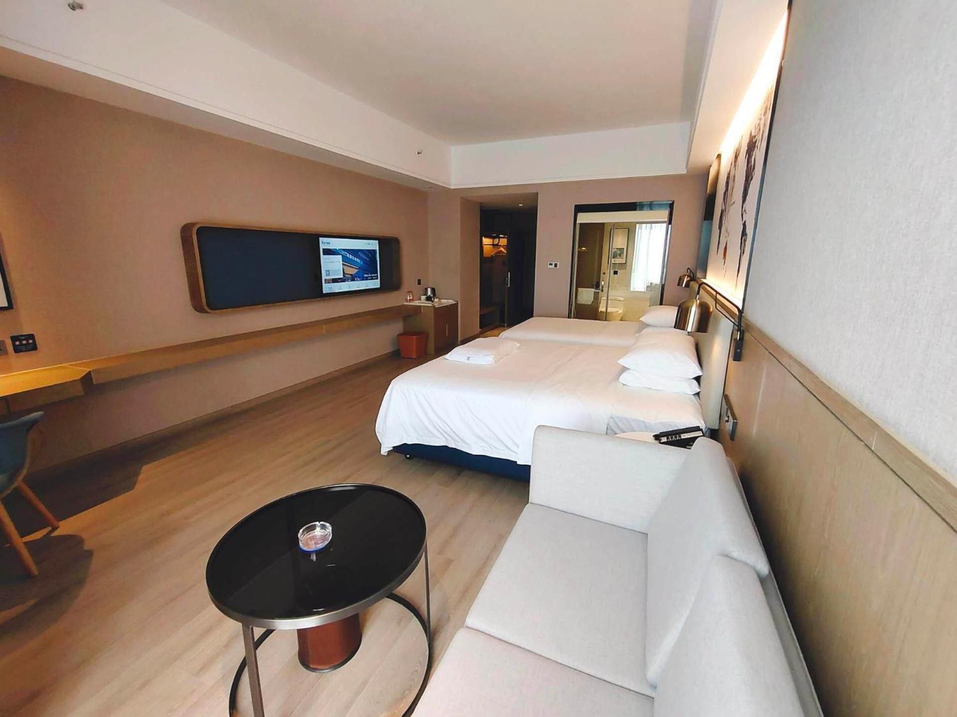 Leisure Family Room