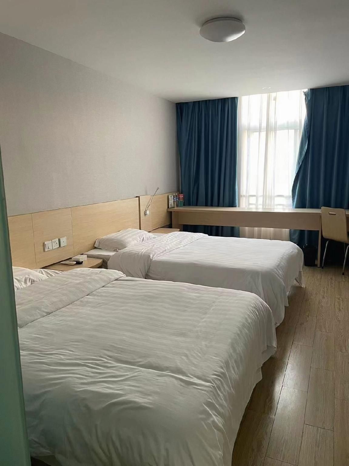 Business Twin Room