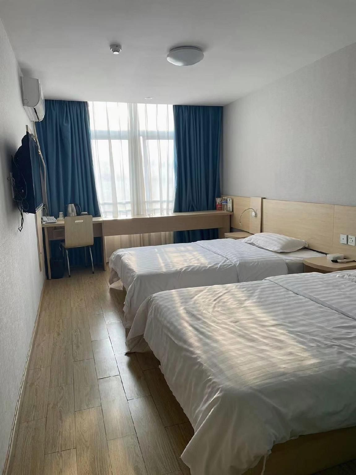 Business Twin Room