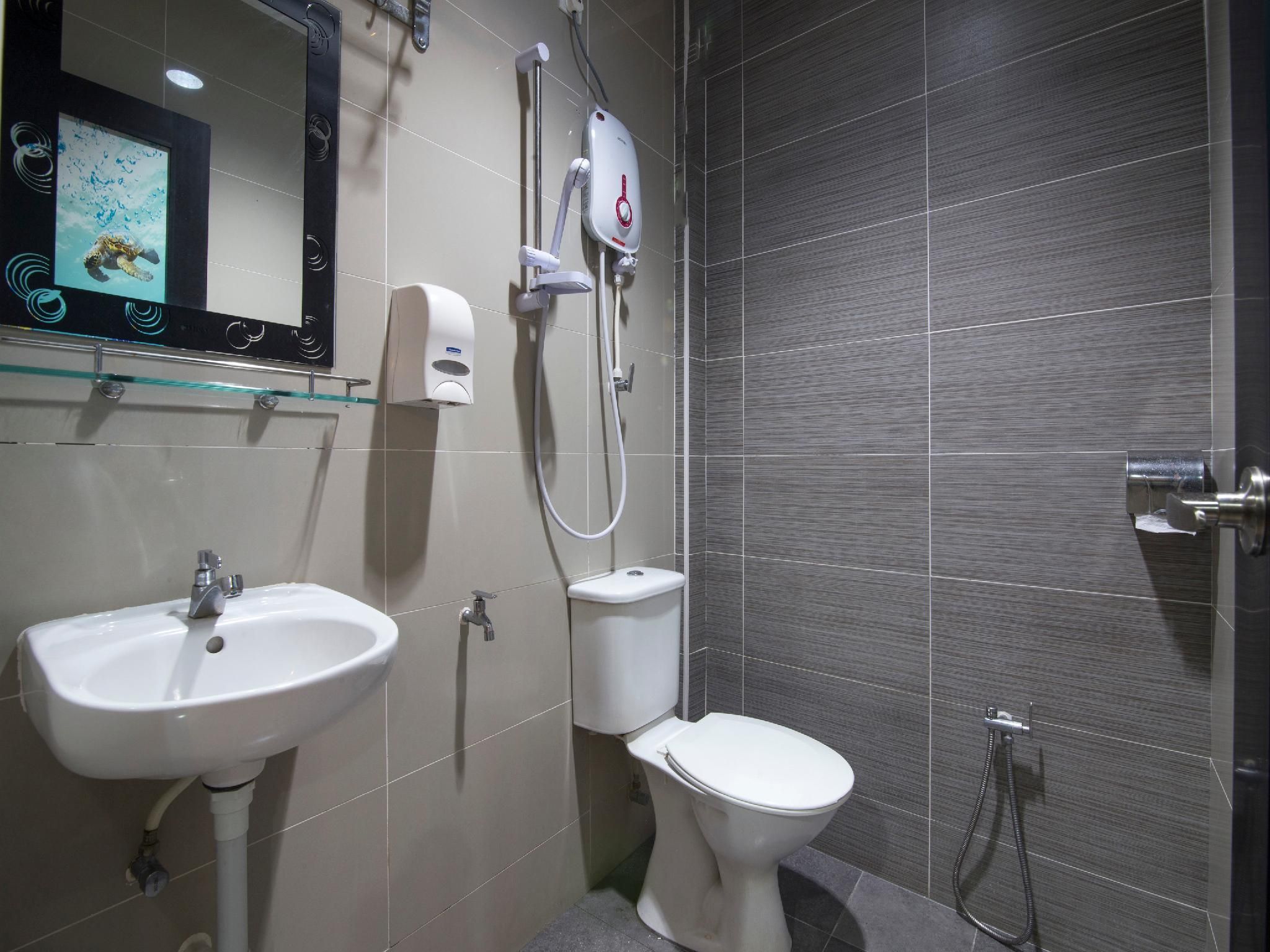 Anggerik Garden Hotel- AG Hotel Family Suite 3