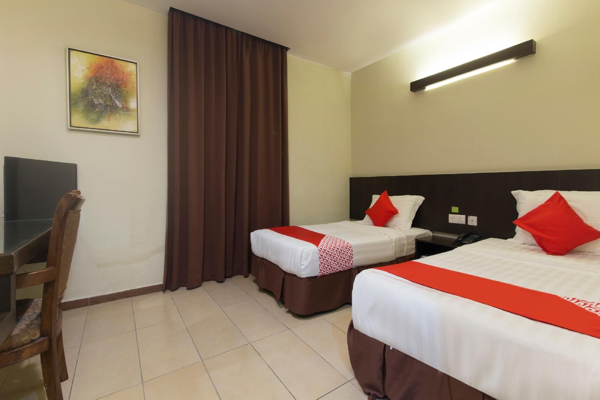 Hotel O Bei King Standard Twin Room