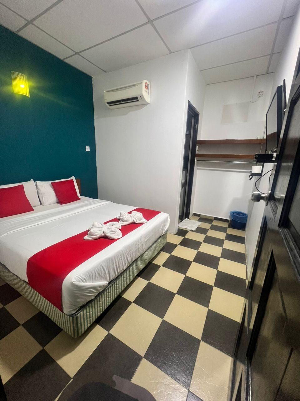 CAPTAIN HOTEL CAFE & BISTRO Standard Room