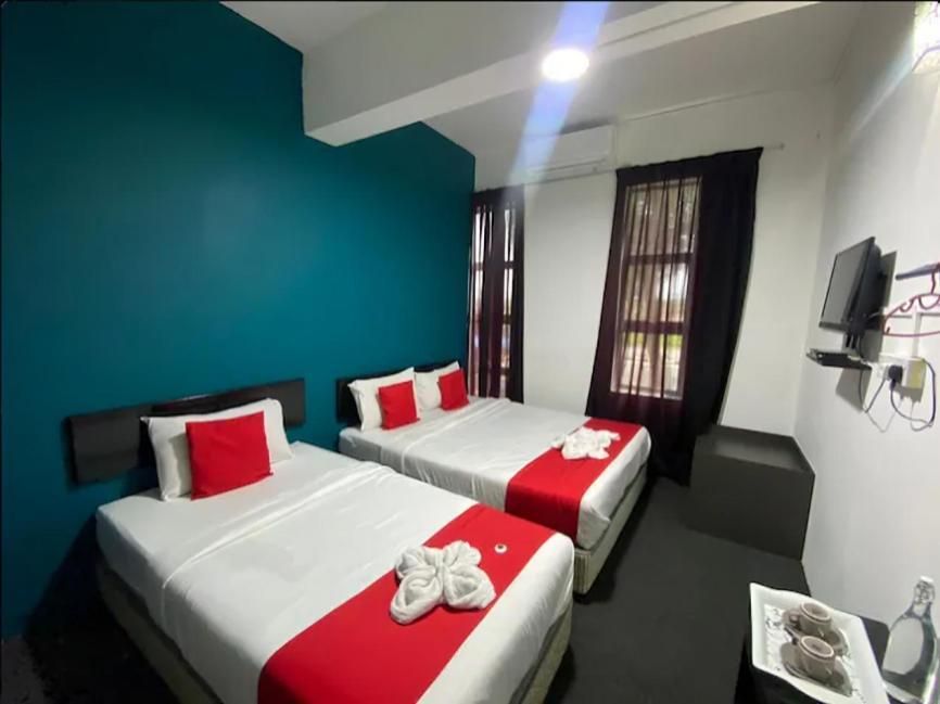 CAPTAIN HOTEL CAFE & BISTRO Comfort Triple Room