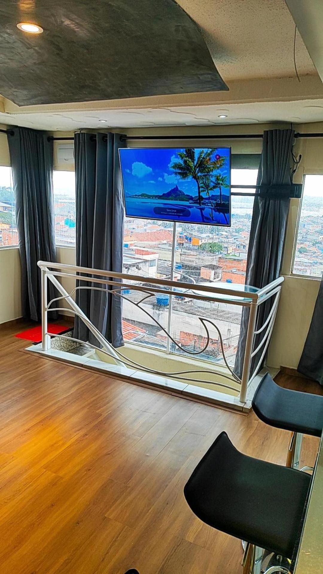 Suite with City View