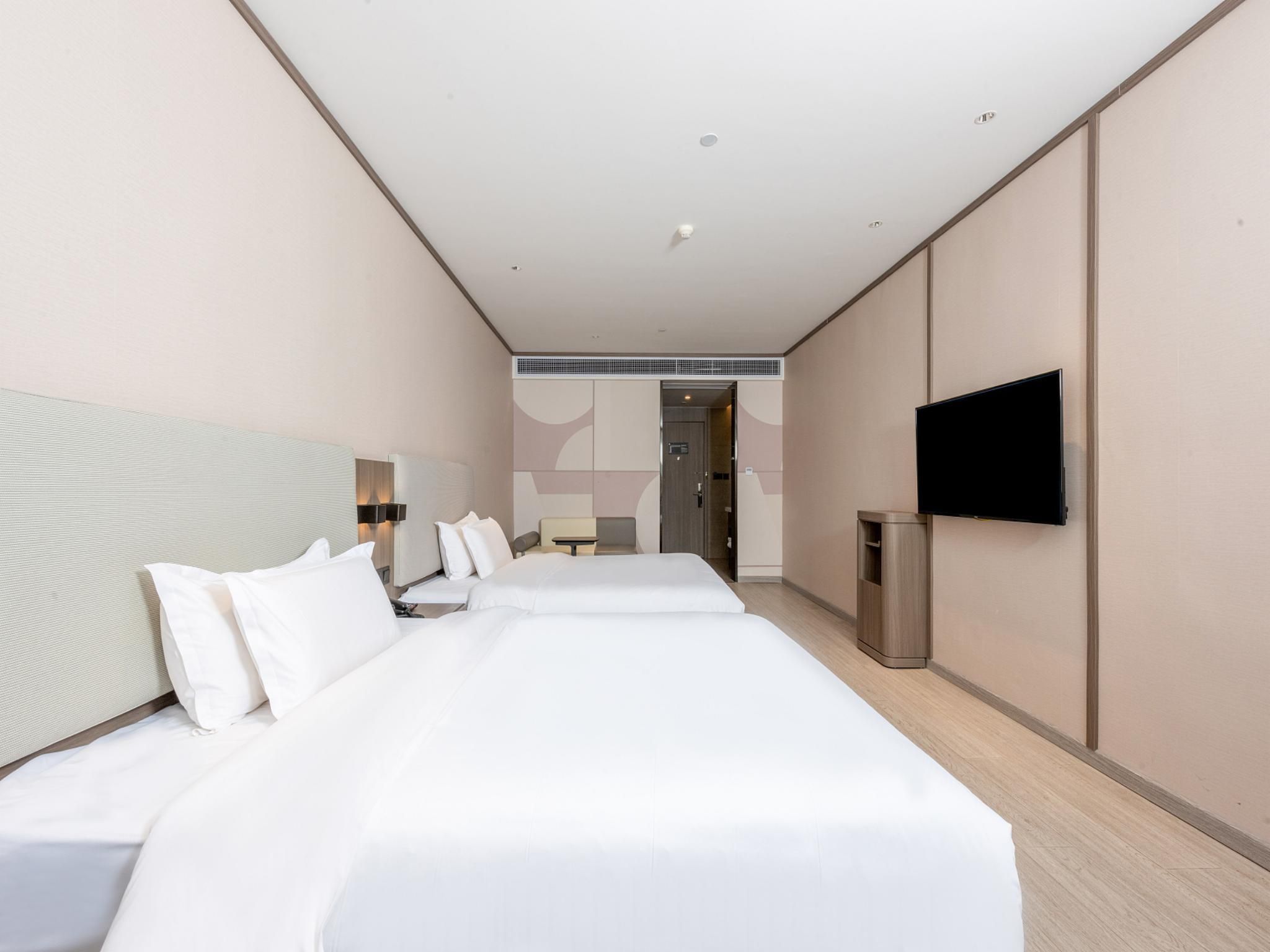 Huazhu - Business Twin Room