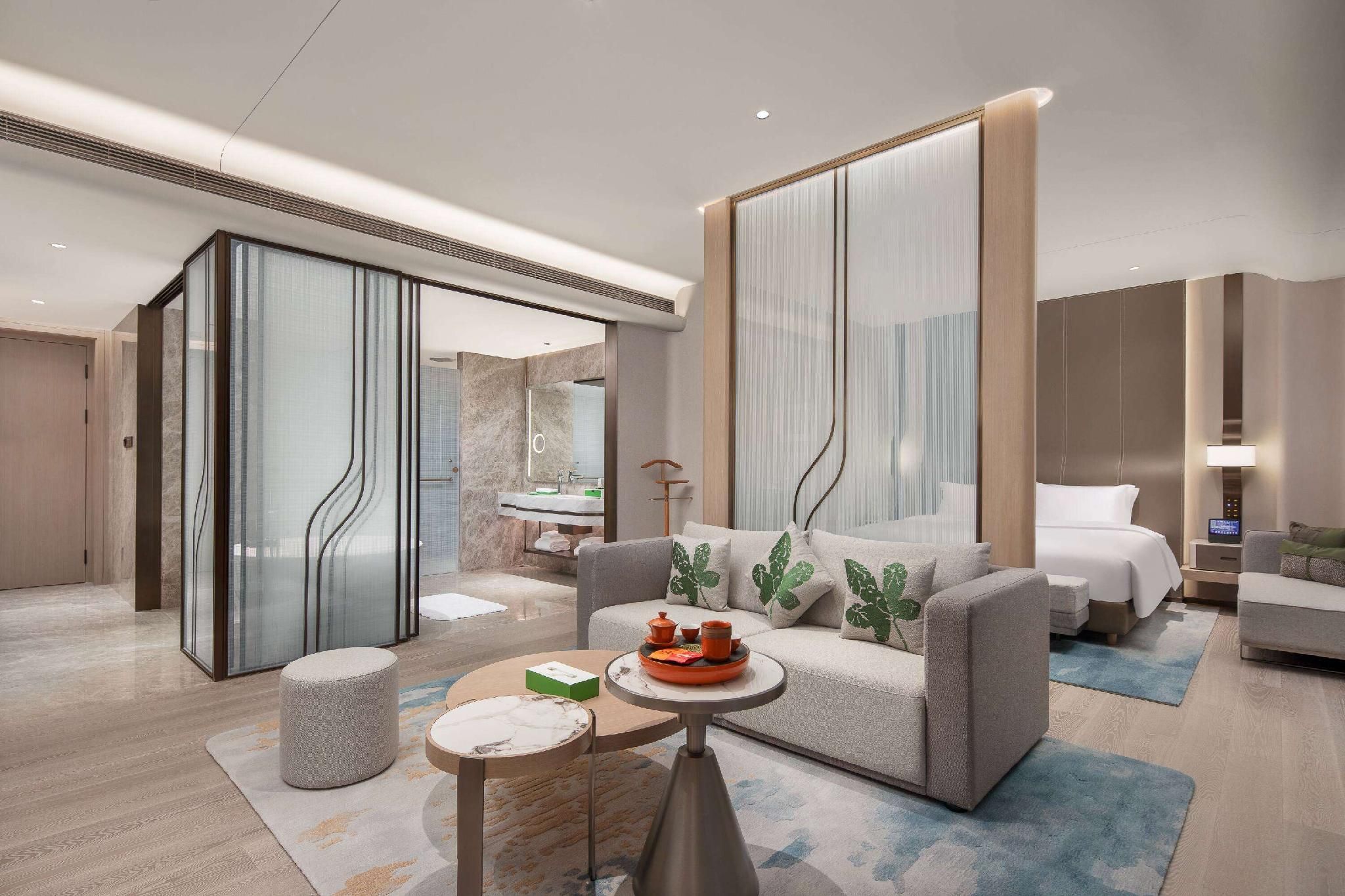 1 King Bed Pleasure Room