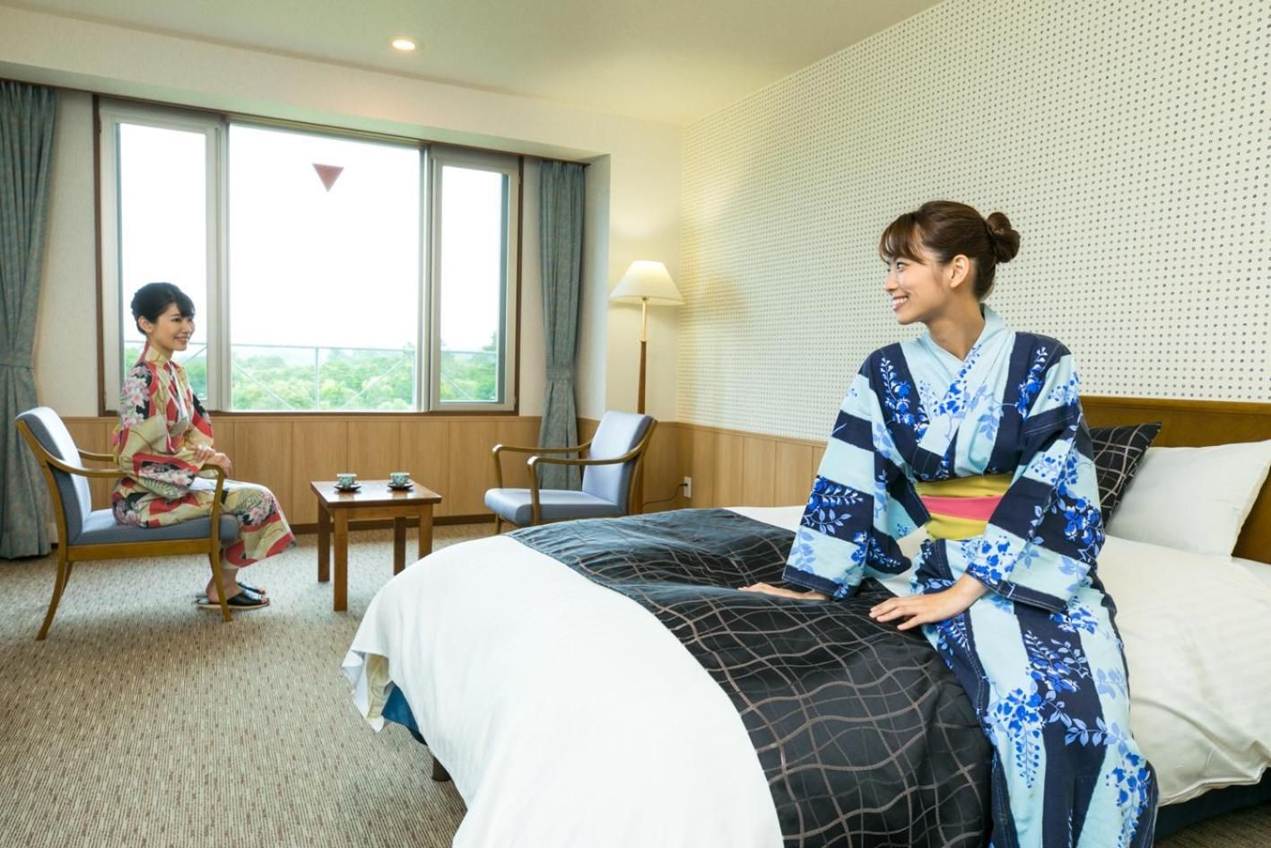 Twin Room with Bathroom - Non-Smoking