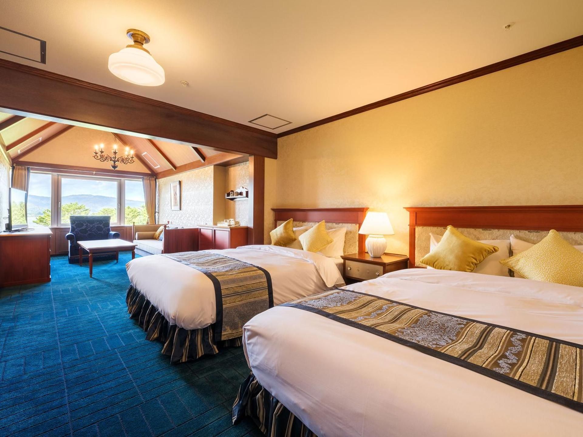 Deluxe Twin Room
