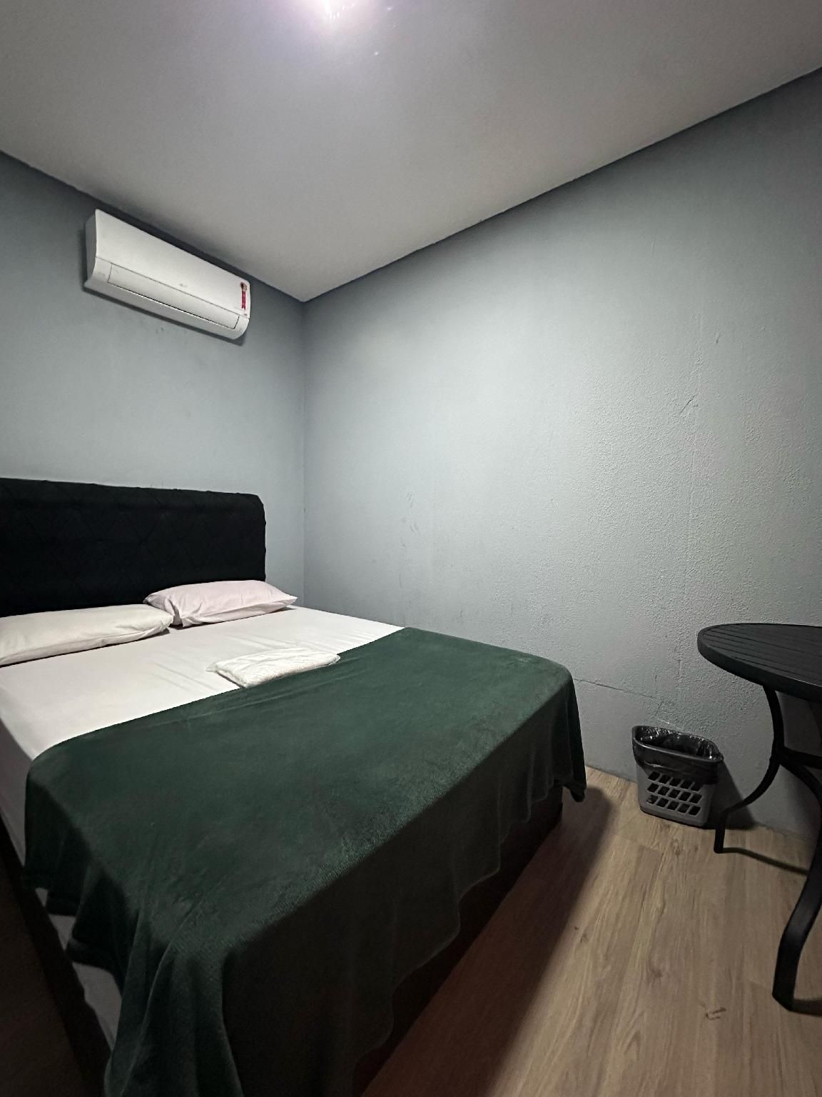 Room for 2 People