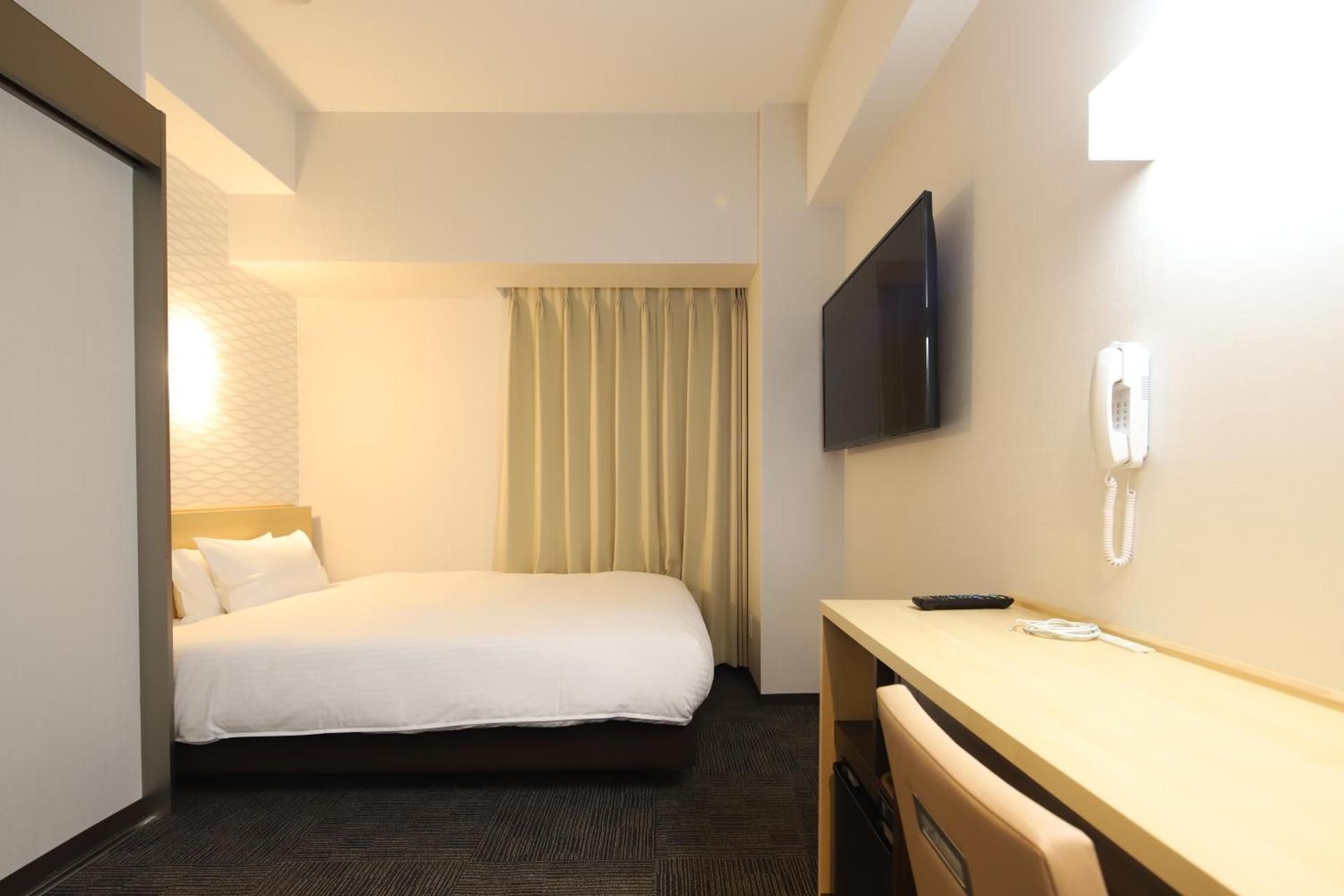 No-Room-Cleaning-Service - Single Room C - Non-Smoking