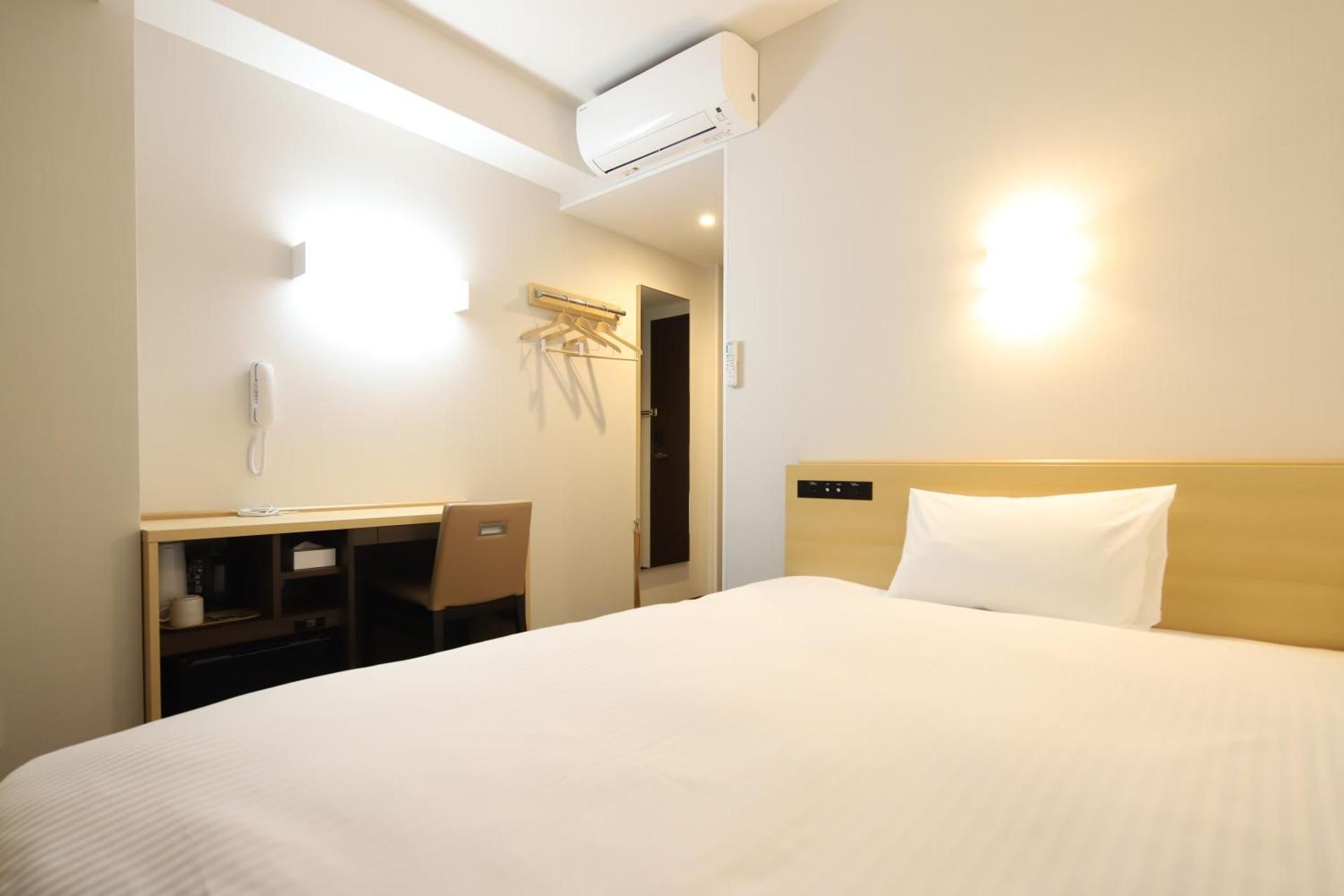 Double Room A - Non-Smoking