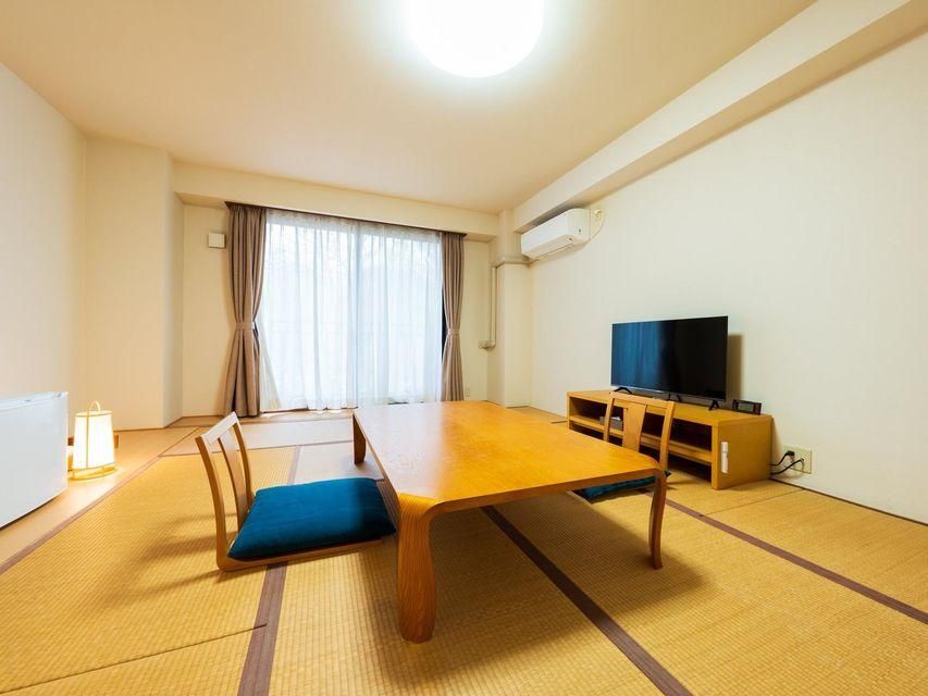 Japanese Style Room with Shared Bathroom