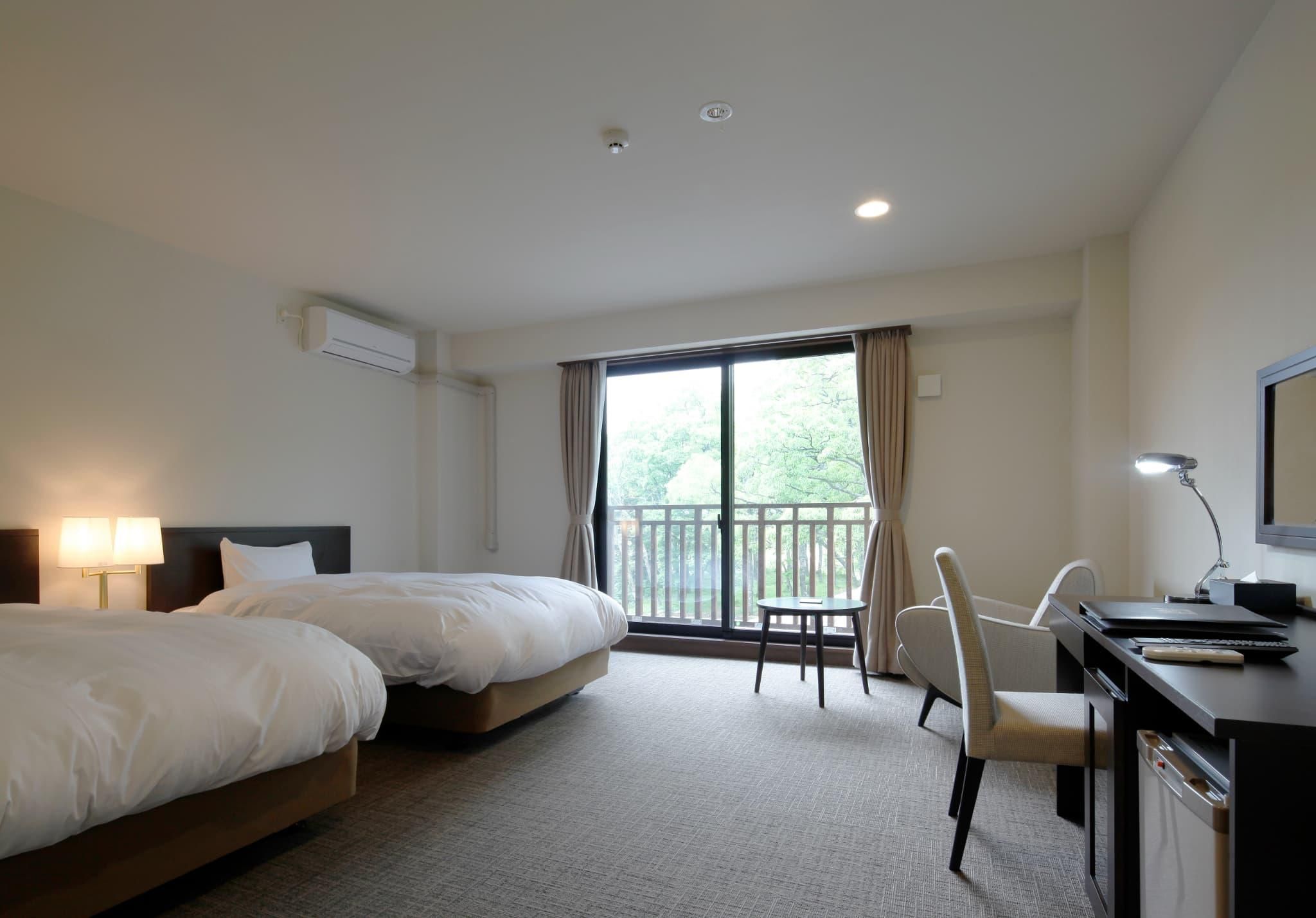 Twin Room with Shower