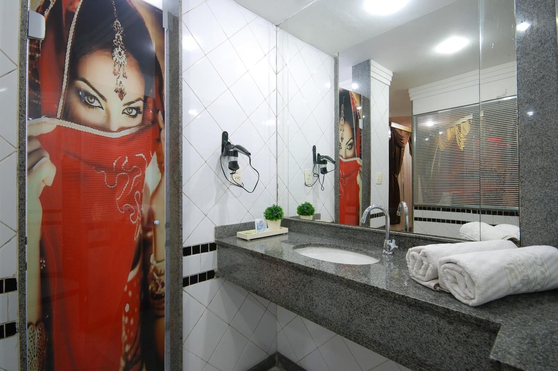 Suite with Spa Bath