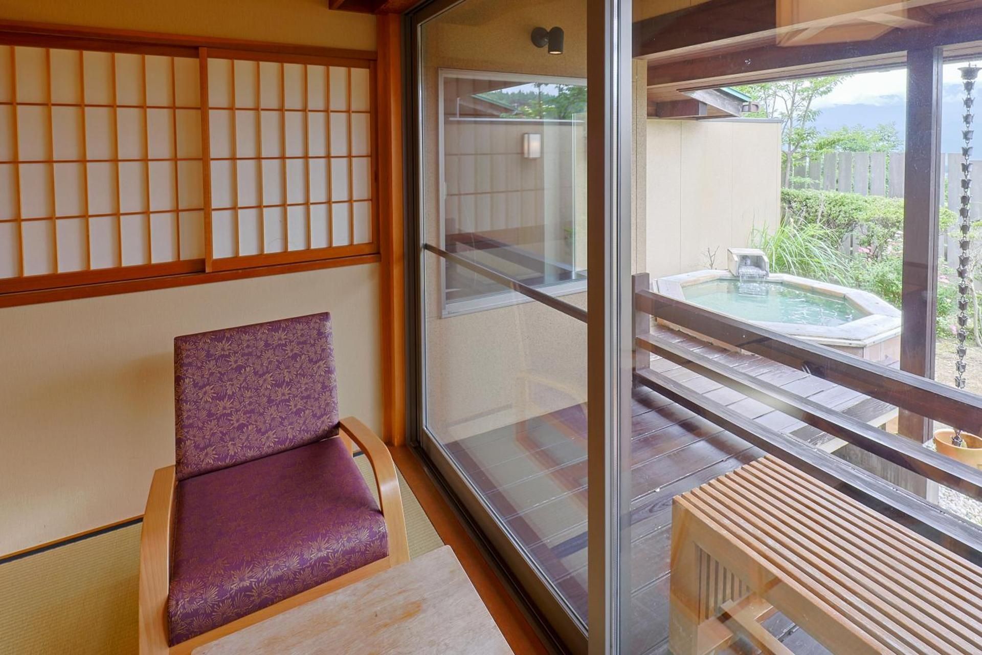 Suite with Spa Bath
