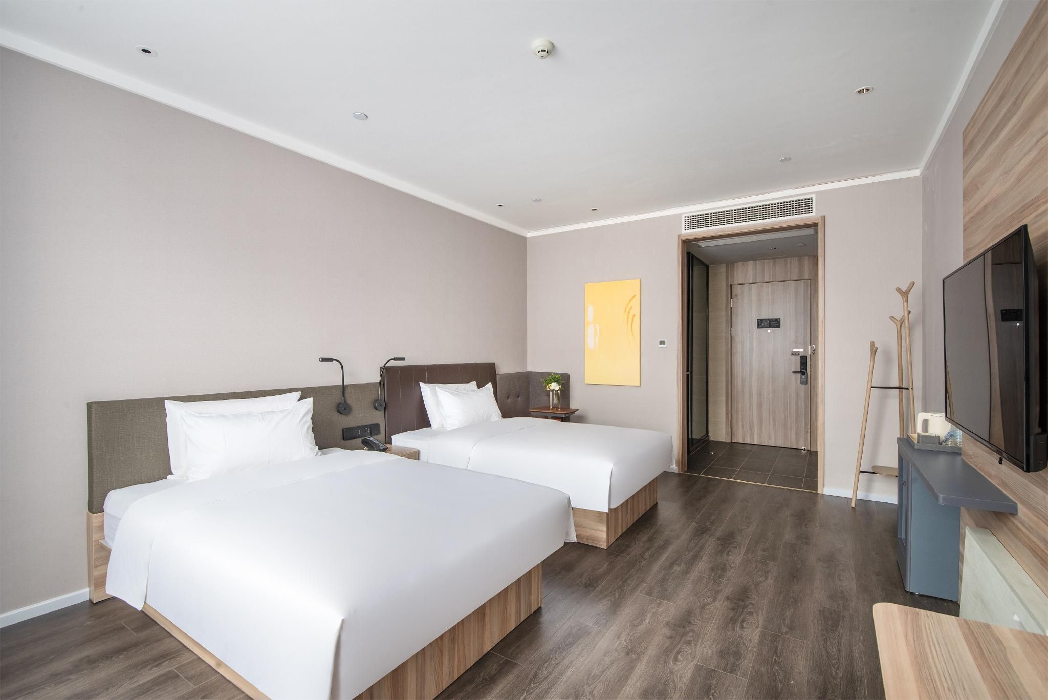 Huazhu - Business Twin Room