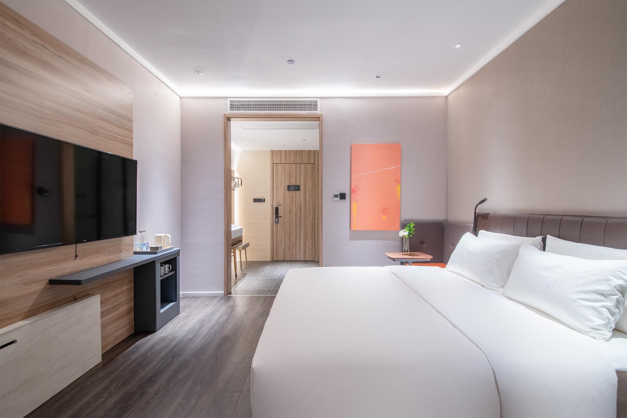 Huazhu - Superior BedRoom