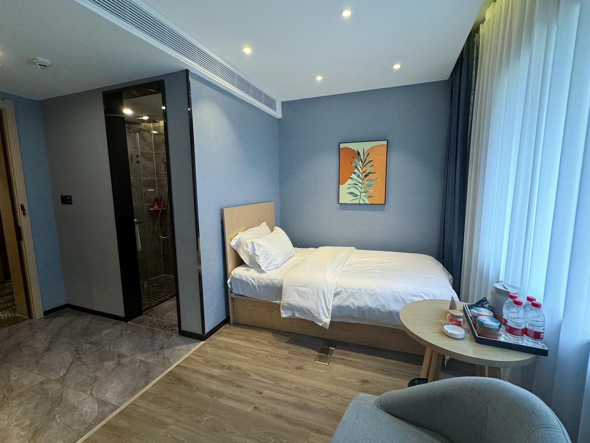 Huazhu - Cinema Family Room