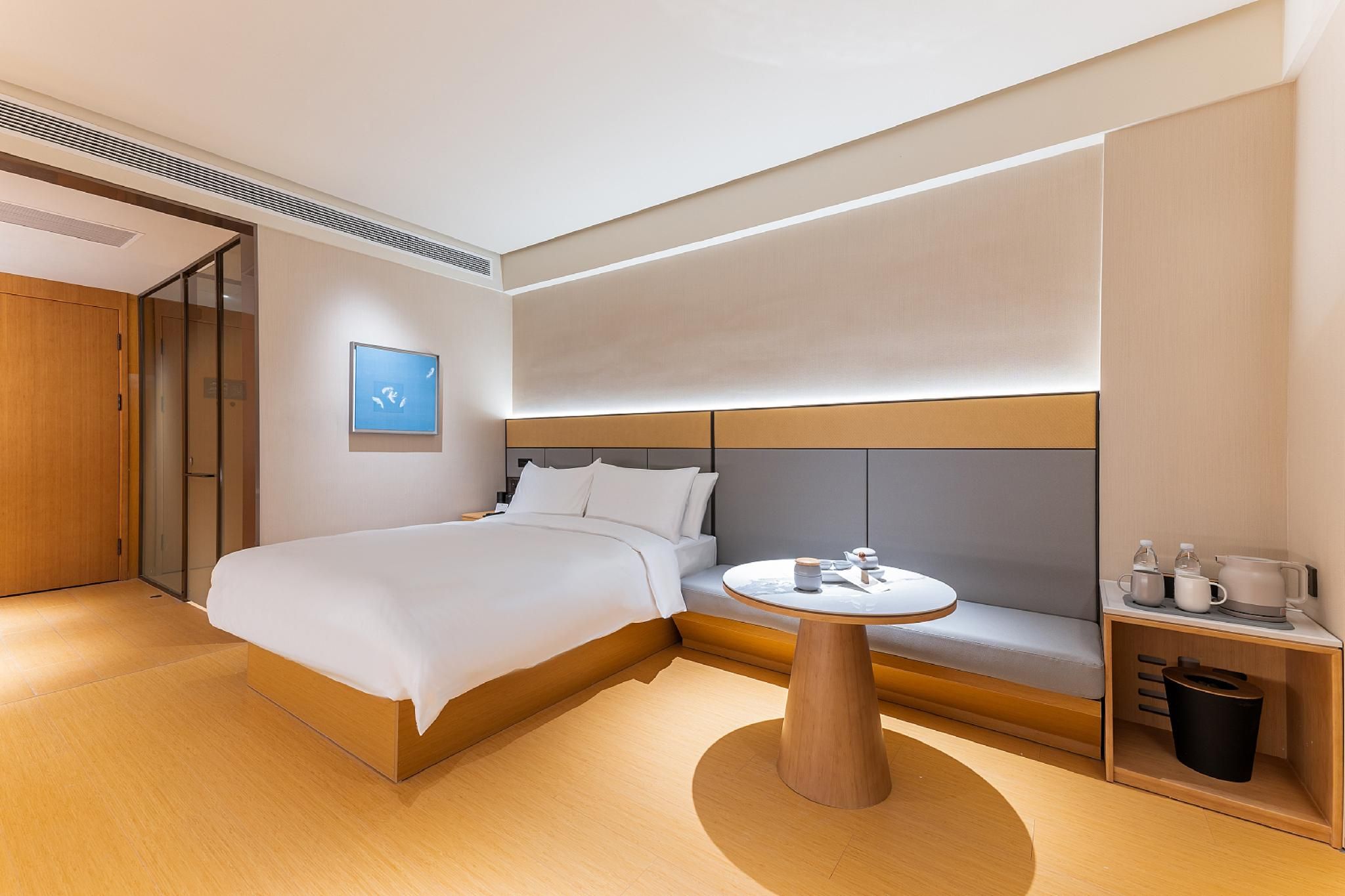 JI Hotel Jinzhou Bohai Avenue Yulan Mountain Queen Room A