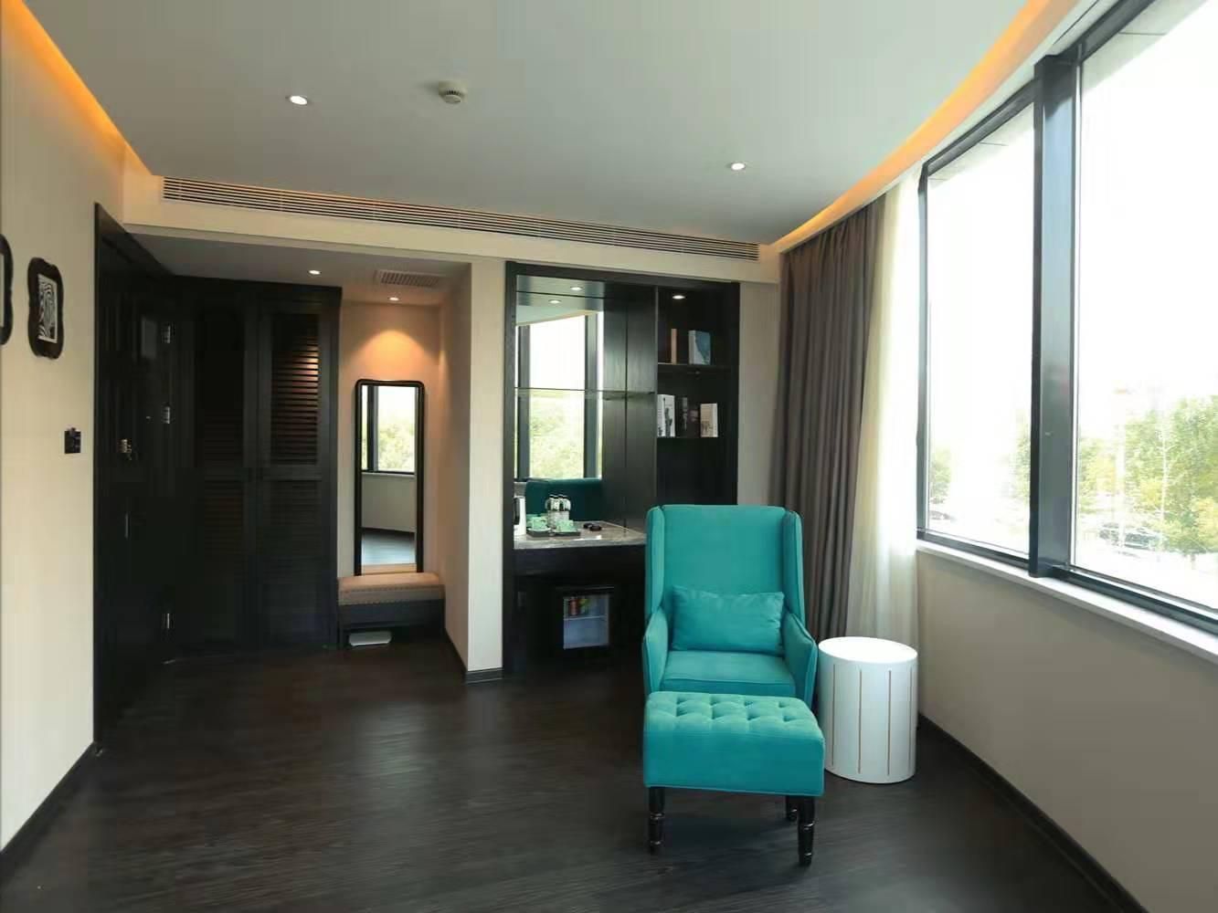 Xana Hotelle Jinzhou Central South Street Red Star Macalline Xana -Romantic Bed Room 3