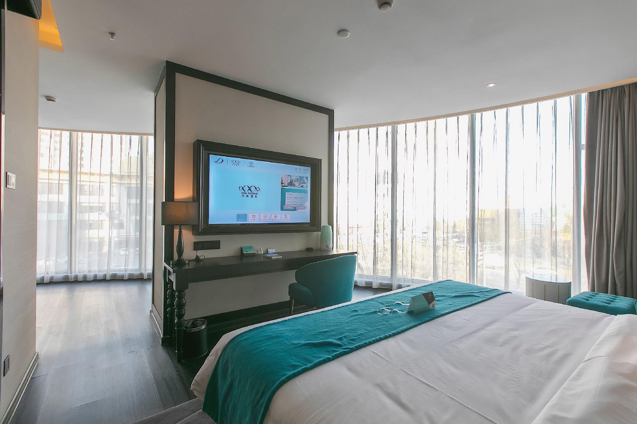 WH - Godness Romantic Bed Room
