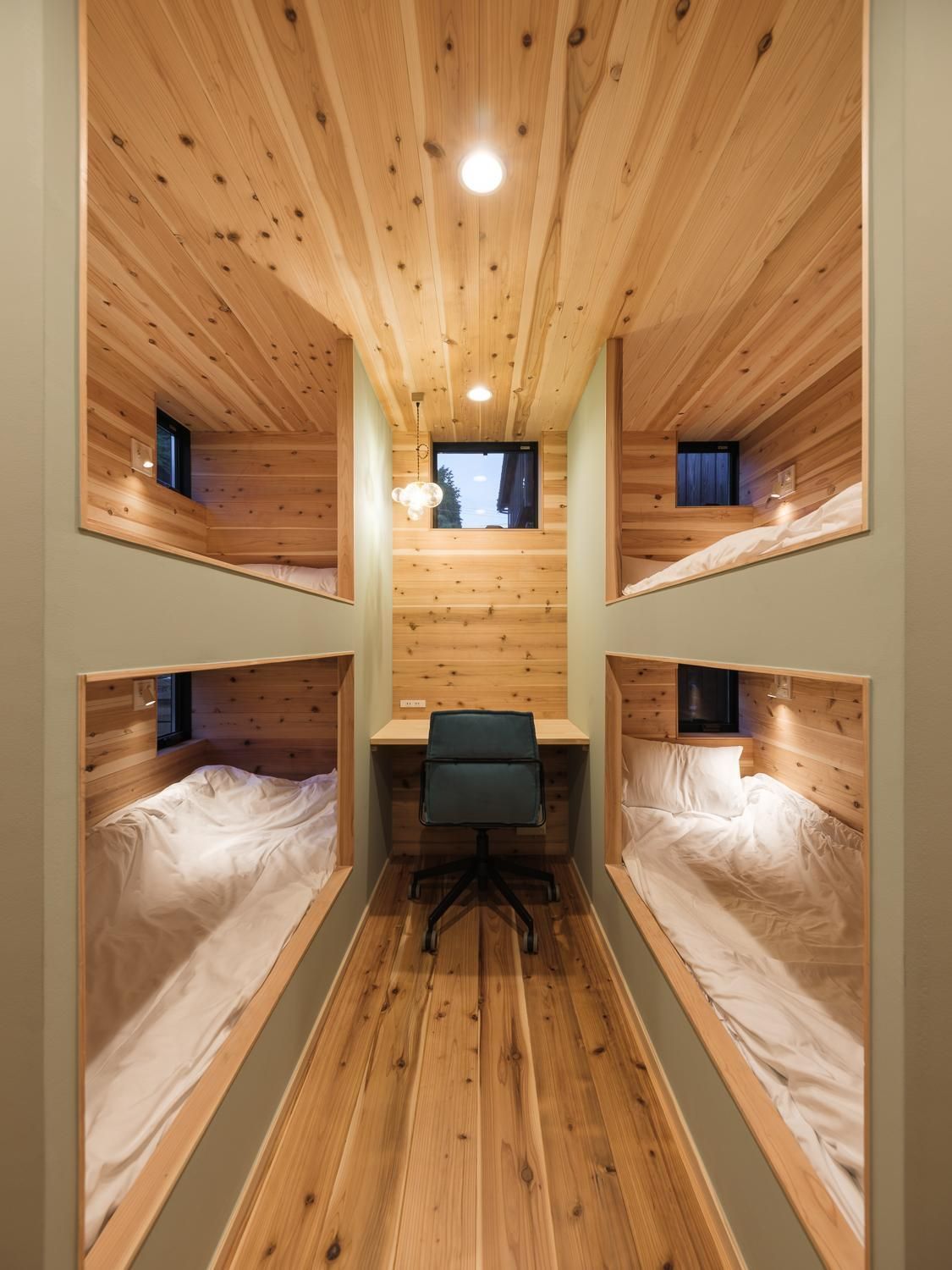Mixed Dormitory Room