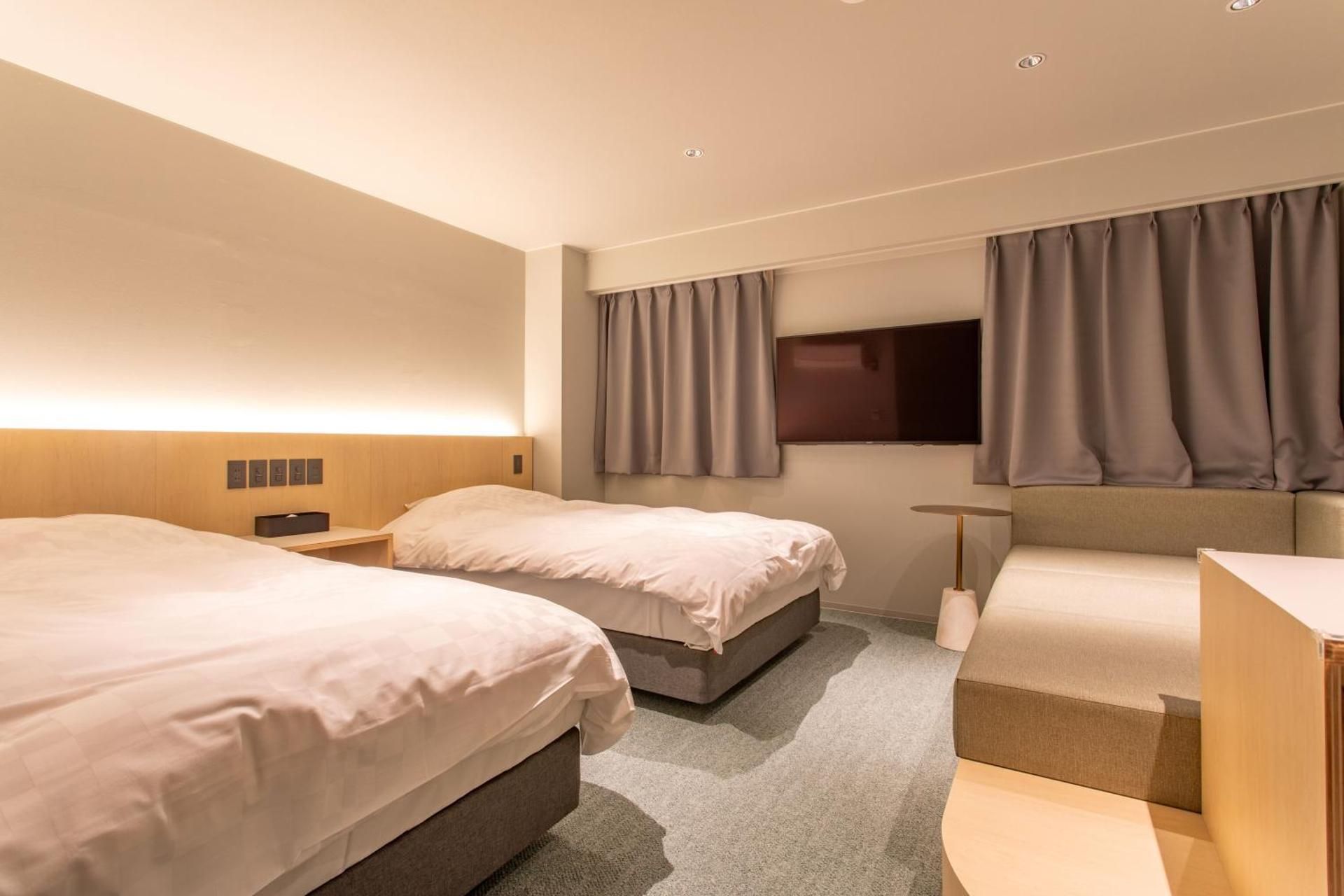Twin Room with Bath