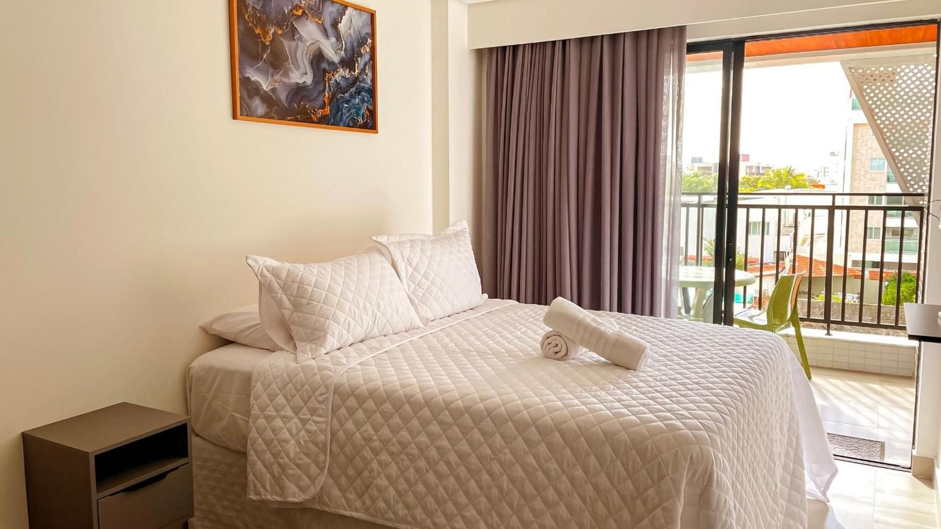 Studio Apartment with Balcony