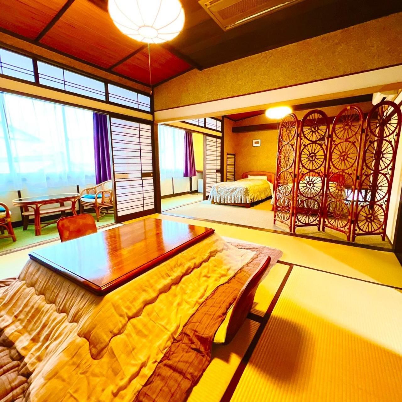 Japanese-Style Room