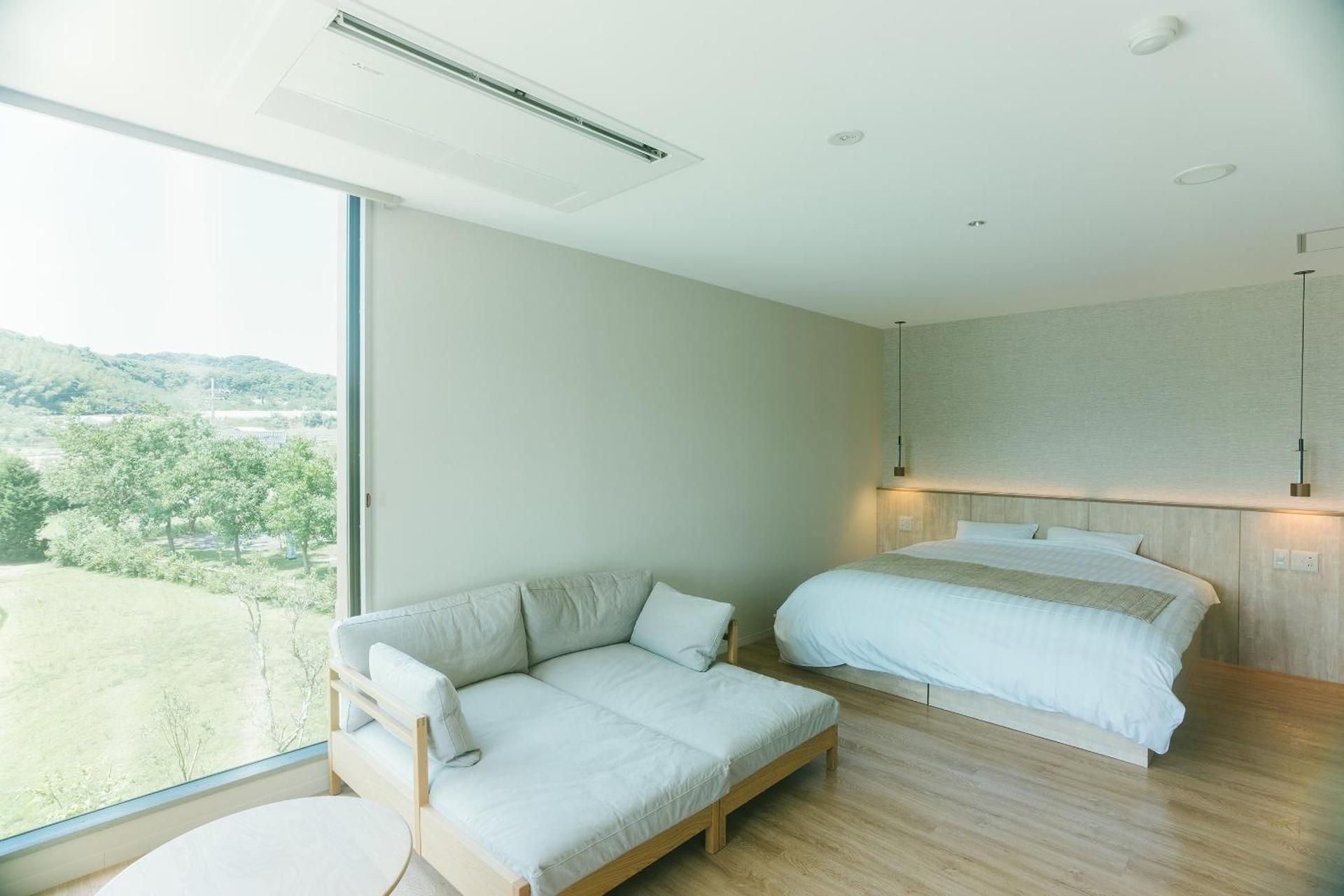 King Room with Lake View