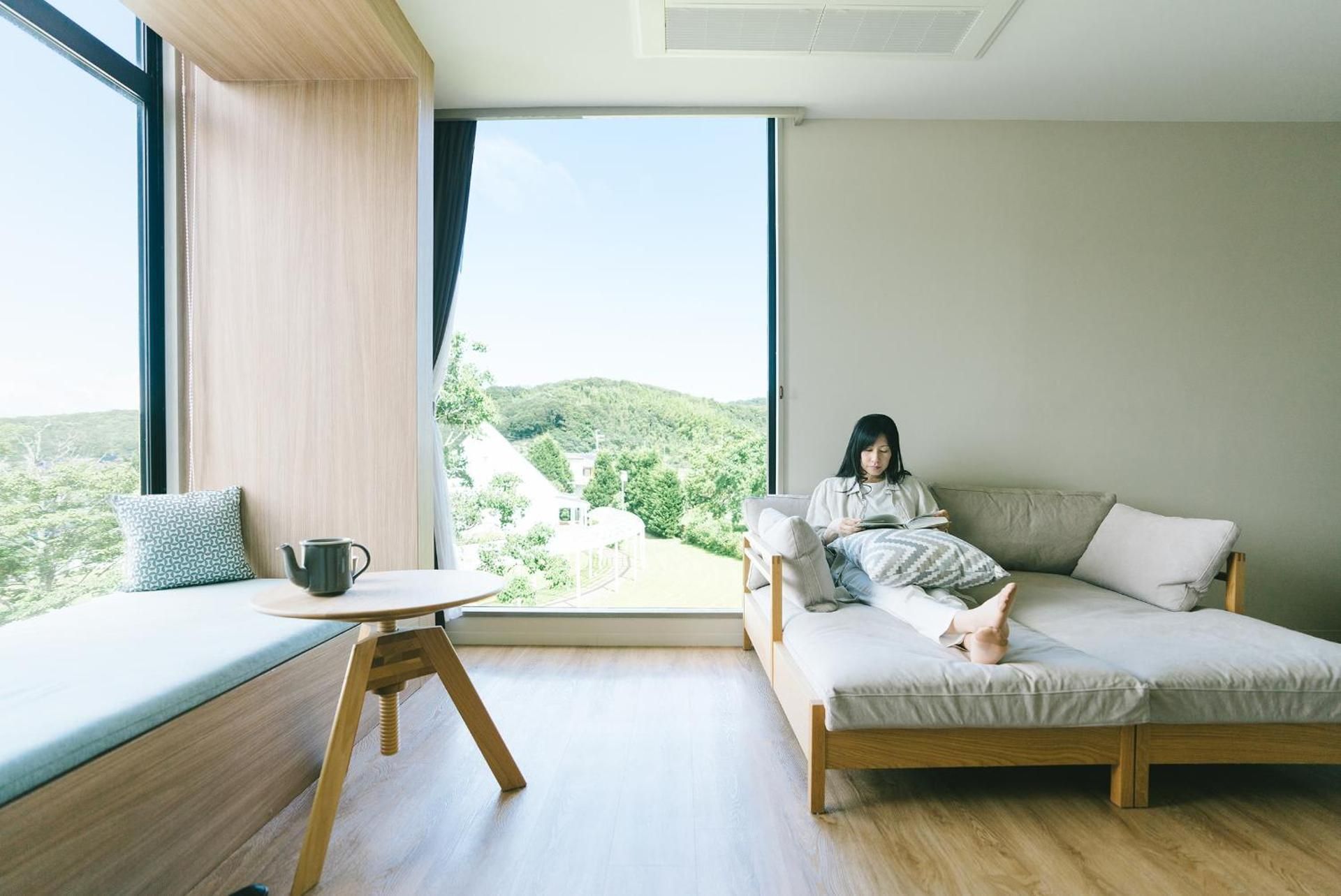 King Room with Lake View