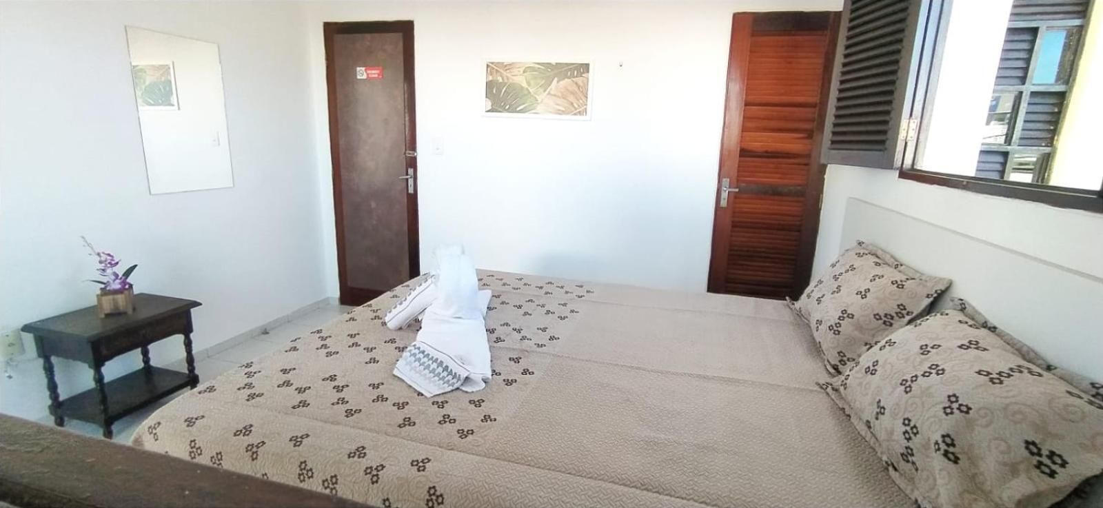 Deluxe Queen Suite