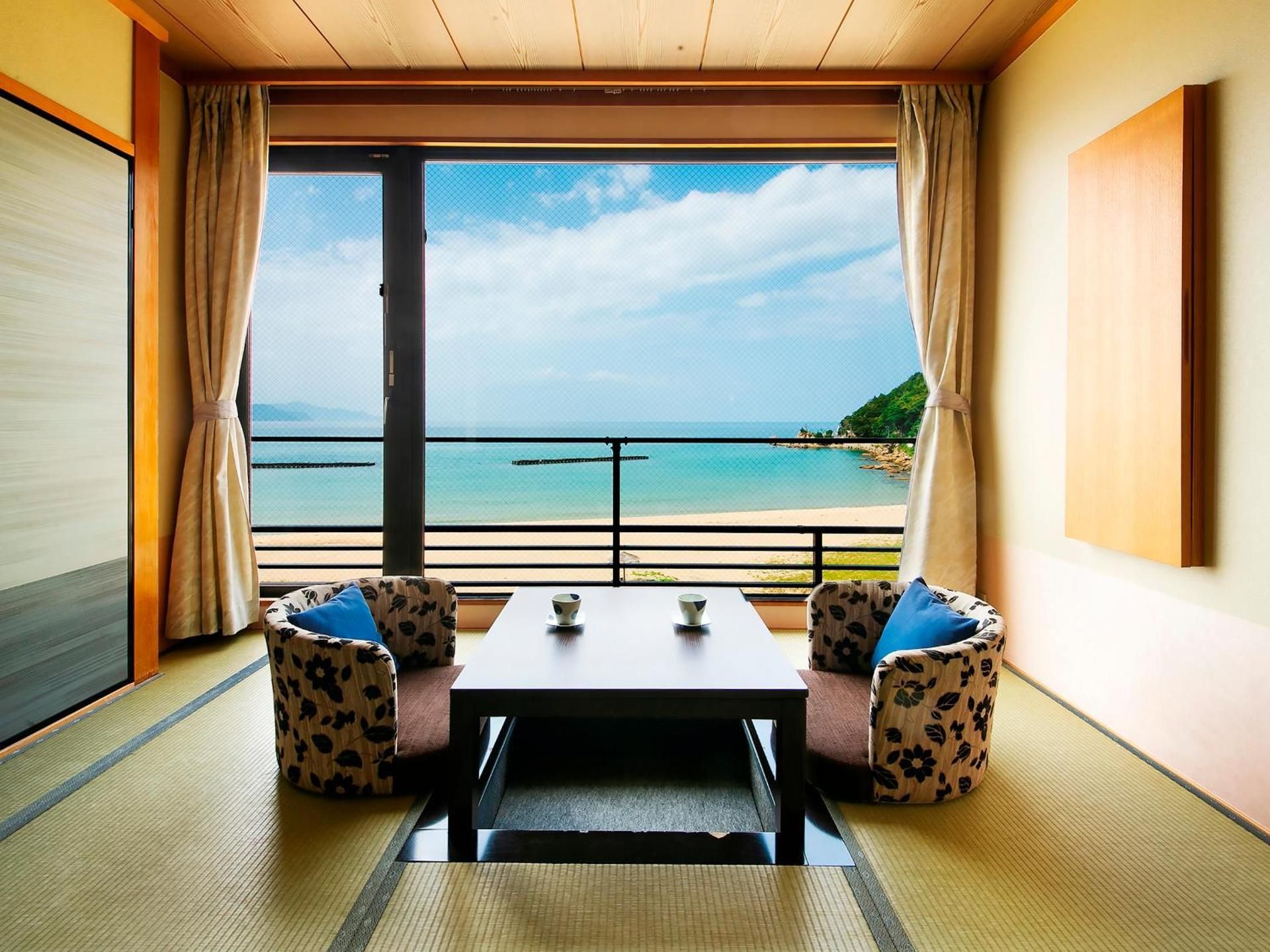 Japanese-Style Room