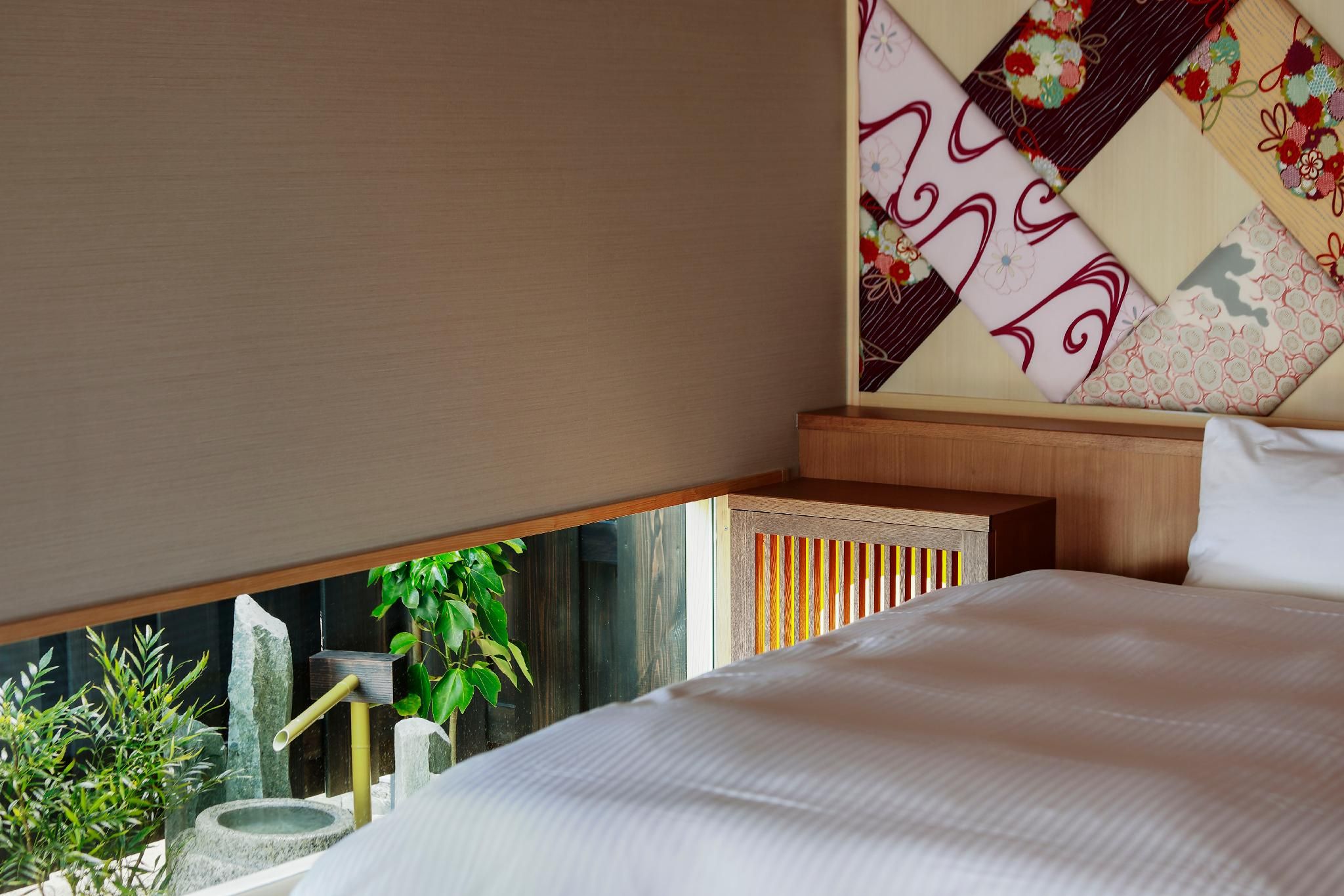 Modern Japanese Western Style Room - Non-Smoking