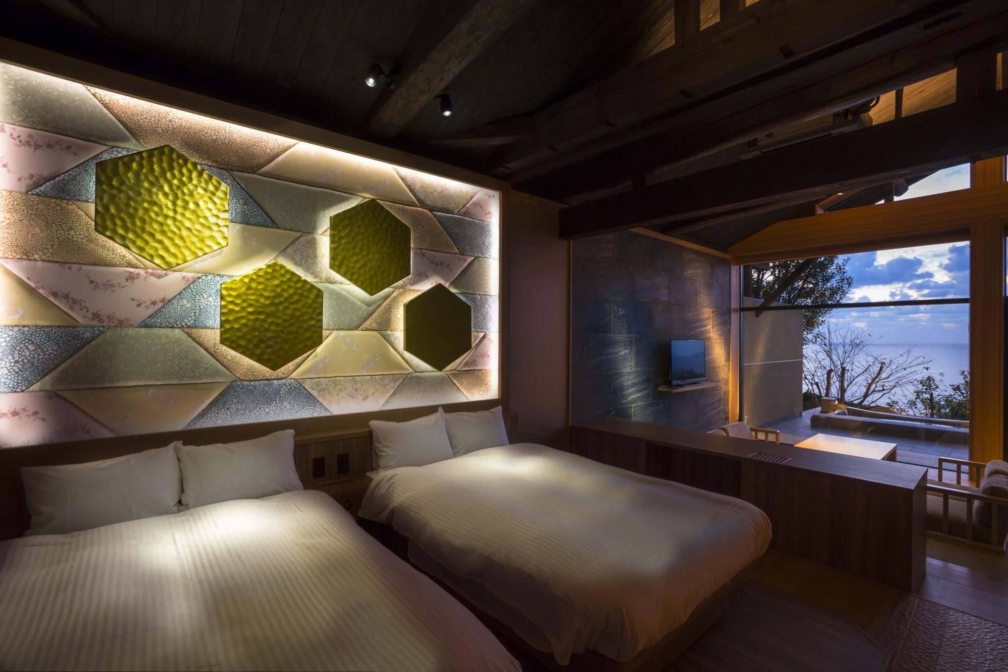 Deluxe Japanese-Western Style Room