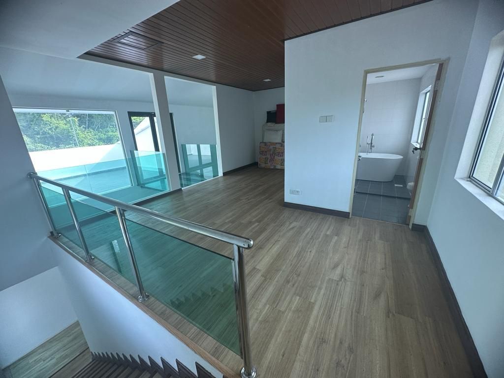 2af81e6d8bcec240e1bbe3c9bd62f8b9