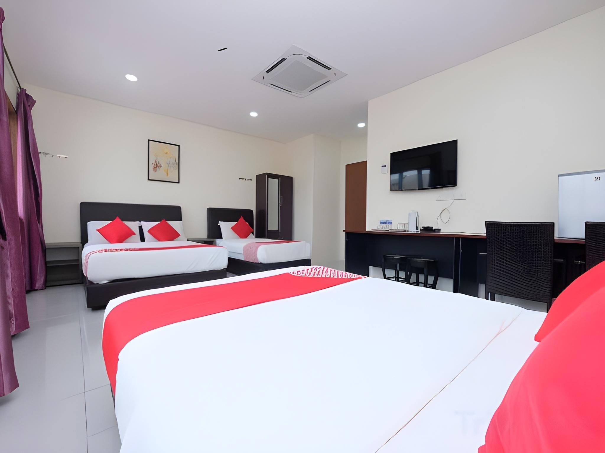 Superior Family Room