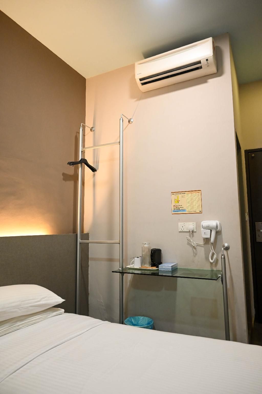 Hotel Nur Termerloh PLT Twin Sharing 3