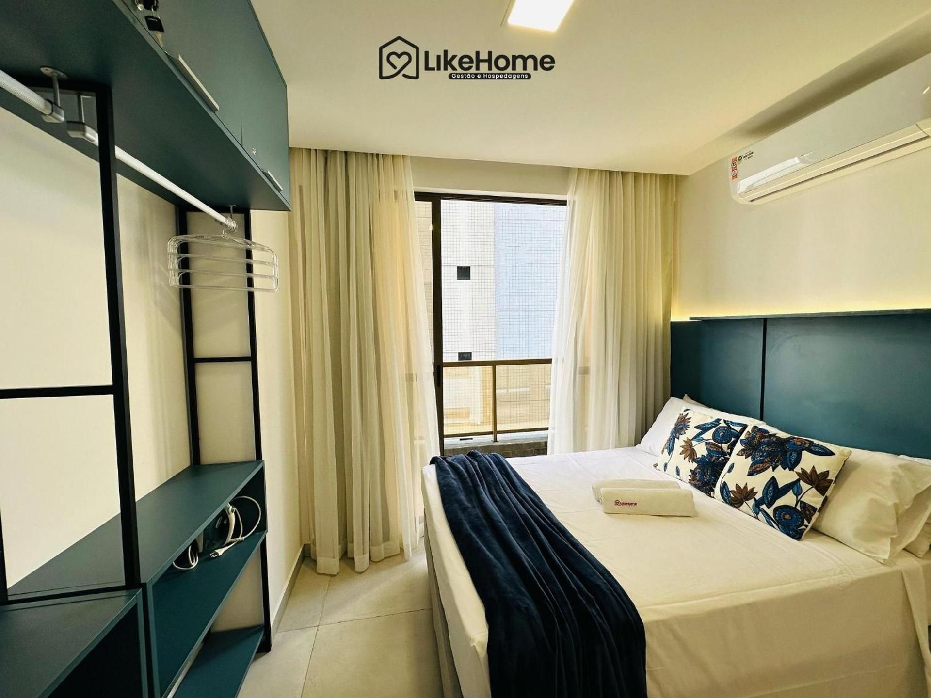 One-Bedroom Deluxe Apartment