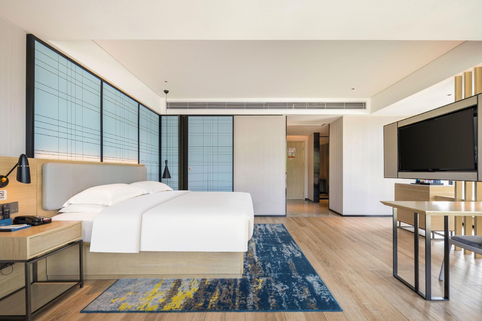 King Room with Mountain View