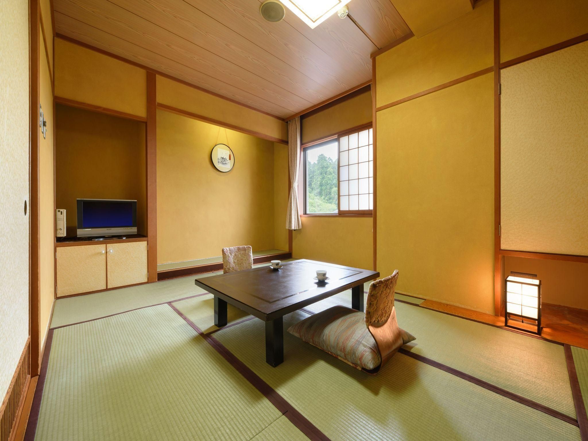 Japanese Style Room with 8 Tatami